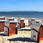 Ferienwohnung Binzer Strandgut Im Haus Jahreszeiten Binz