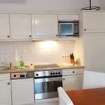 Ferienwohnung Binzer Strandgut Im Haus Jahreszeiten Binz