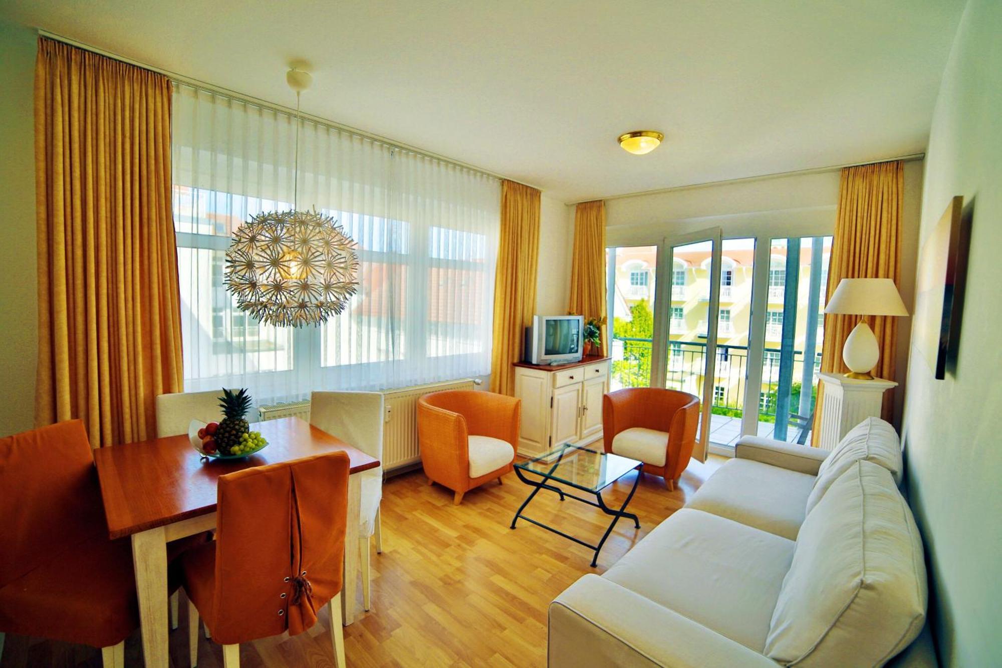 Binzer Strandgut Im Haus Jahreszeiten Apartment